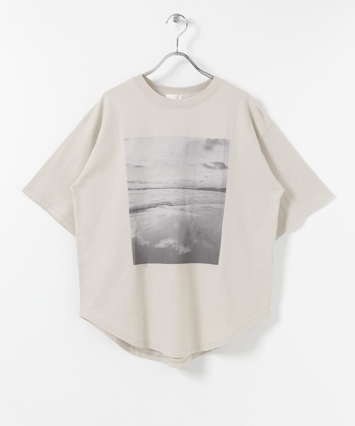 SENSE OF PLACE by URBAN RESEARCH（センスオブプレイスバイアーバンリサーチ）の「naturaglace×SENSE OF PLACE　『別注』ナチュラグラッセプリントTシャツ（Tシャツ/カットソー・レディース・ライトベージュ/オフホワイト・ONE）」の7枚目の写真