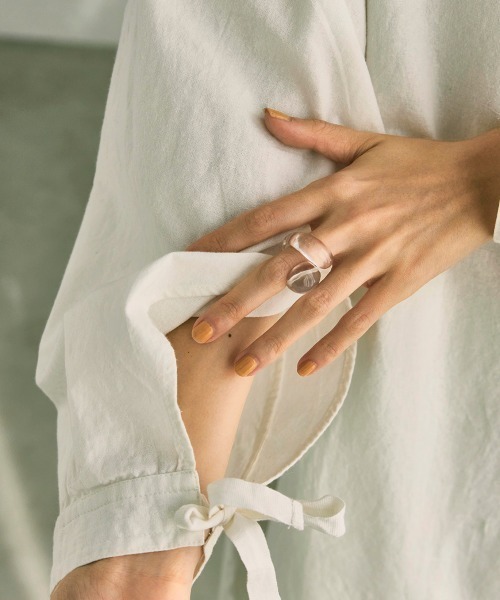 TODAYFUL（トゥデイフル）の「クリアボリュームリング（リング・レディース・ブラウン/クリア・#13）」の5枚目の写真