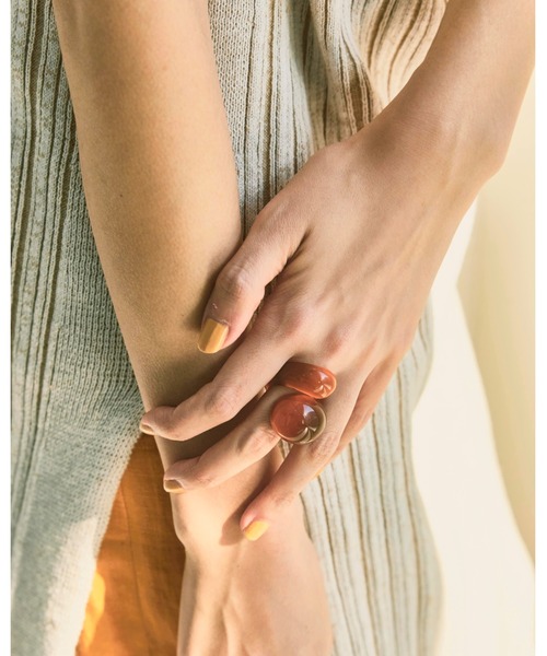 TODAYFUL（トゥデイフル）の「クリアボリュームリング（リング・レディース・ブラウン/クリア・#13）」の6枚目の写真