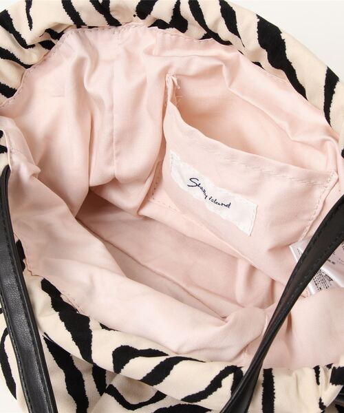 Shelly island（シェリーアイランド）の「2WAY巾着スモールバッグ（ハンドバッグ・レディース・ホワイト/ブラック/ベージュ/その他・FREE）」の9枚目の写真