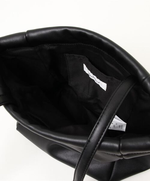 Shelly island（シェリーアイランド）の「2WAY巾着スモールバッグ（ハンドバッグ・レディース・ホワイト/ブラック/ベージュ/その他・FREE）」の12枚目の写真