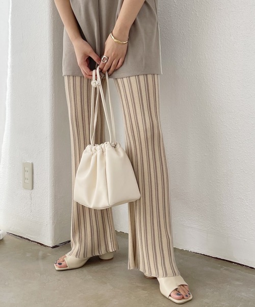 Shelly island（シェリーアイランド）の「2WAY巾着スモールバッグ（ハンドバッグ・レディース・ホワイト/ブラック/ベージュ/その他・FREE）」の21枚目の写真