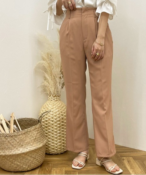 apres jour clair（アプレジュールクレア）の「【apres jour clair】カラーフレアパンツ【ZOZOTOWN限定アイテム】（スラックス・レディース・アイボリー/ダークブラウン/ライトベージュ/ブラウン系その他・MEDIUM/X-LARGE/SMALL）」の3枚目の写真