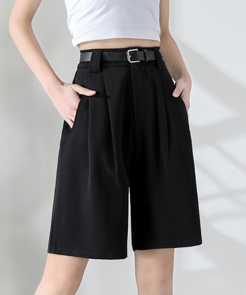 MANGROVE（マングローブ）の「ベルト付　ダブルタックハーフパンツ（その他パンツ・レディース・ホワイト/ブラック/アイボリー・FREE）」の3枚目の写真