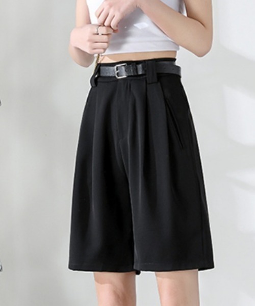 MANGROVE（マングローブ）の「ベルト付　ダブルタックハーフパンツ（その他パンツ・レディース・ホワイト/ブラック/アイボリー・FREE）」の7枚目の写真