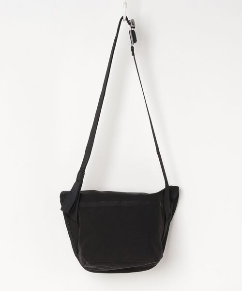 CHROME（クローム）の「CHROME/クローム ショルダーバック BG277ALLB（ショルダーバッグ・メンズ・ブラック・FREE）」の2枚目の写真