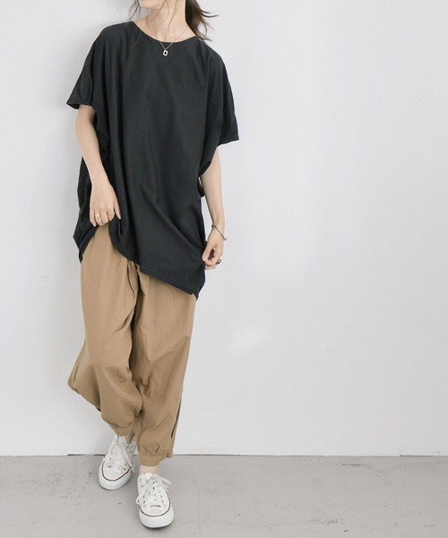 Fashion Letter(ファッションレター)の「アシメヘムBIGコットンTシャツ(Tシャツ/カットソー・レディース・チャコールグレー/ブラック/オフホワイト/ベージュ/カーキ・4L/L-XL/M-L/M/LL)」の19枚目の写真
