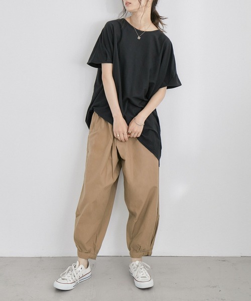 Fashion Letter(ファッションレター)の「アシメヘムBIGコットンTシャツ(Tシャツ/カットソー・レディース・チャコールグレー/ブラック/オフホワイト/ベージュ/カーキ・4L/L-XL/M-L/M/LL)」の20枚目の写真
