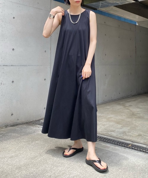 DouDou（ドゥドゥ）の「ボリュームフレアワンピース（ワンピース・レディース・ブラック/オフホワイト/イエロー・FREE）」の2枚目の写真