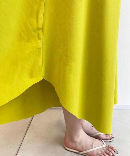 DouDou（ドゥドゥ）の「ボリュームフレアワンピース（ワンピース・レディース・ブラック/オフホワイト/イエロー・FREE）」の6枚目の写真