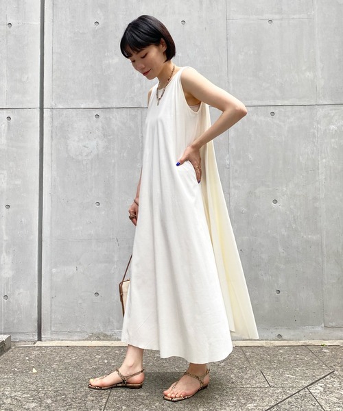 DouDou（ドゥドゥ）の「ボリュームフレアワンピース（ワンピース・レディース・ブラック/オフホワイト/イエロー・FREE）」の4枚目の写真