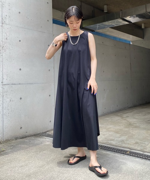 DouDou（ドゥドゥ）の「ボリュームフレアワンピース（ワンピース・レディース・ブラック/オフホワイト/イエロー・FREE）」の9枚目の写真