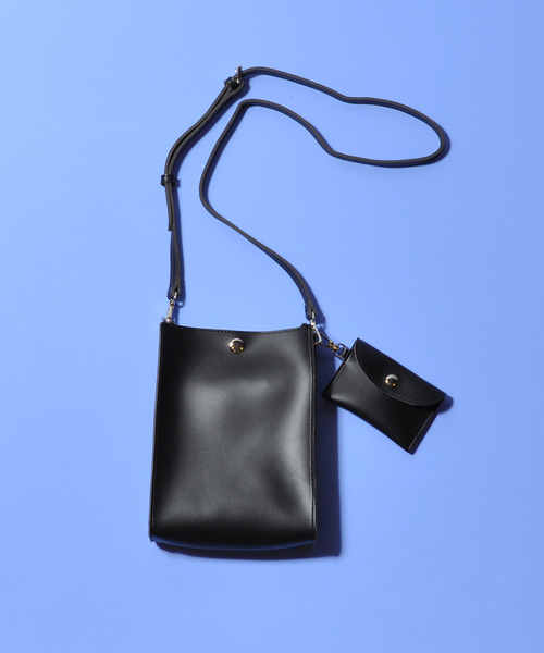 cache cache（カシュ カシュ）の「カシュカシュ cachecache / WEB限定シンセティックレザーミドルスクエアショルダー（ショルダーバッグ・レディース・ホワイト/ブラック/グレー/ライトグリーン/ベージュ系その他・FREE）」の3枚目の写真