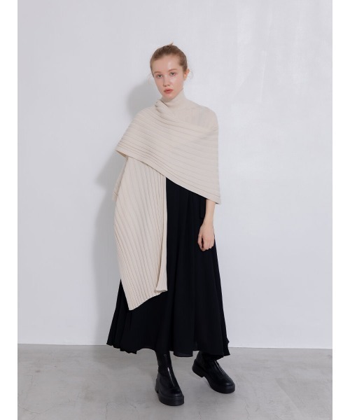 Ayla（アイラ）の「asymmetry cape knit（ニット/セーター・レディース・ブラック/アイボリー・FREE）」の7枚目の写真