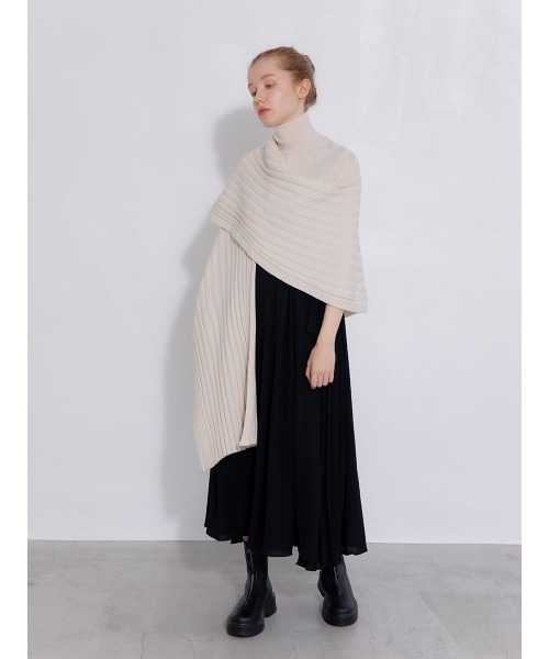 Ayla（アイラ）の「asymmetry cape knit（ニット/セーター・レディース・ブラック/アイボリー・FREE）」の22枚目の写真