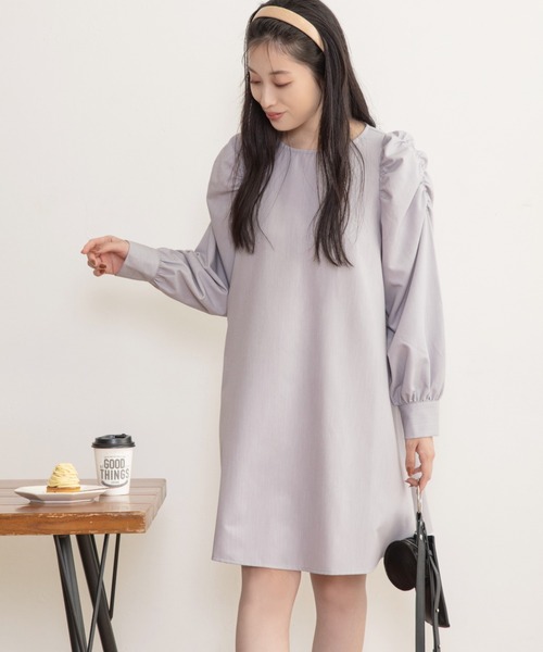 Mysa&Liina（ミーサリーナ）の「パワショルワンピース（ワンピース・レディース・ライトグレー/ベージュ/ブラウン・M）」の4枚目の写真