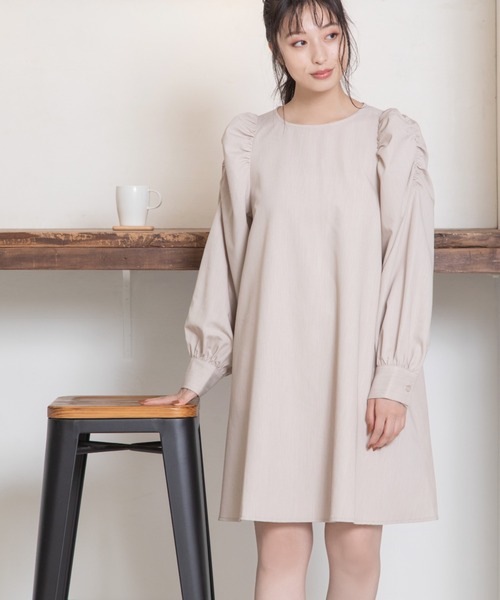 Mysa&Liina（ミーサリーナ）の「パワショルワンピース（ワンピース・レディース・ライトグレー/ベージュ/ブラウン・M）」の18枚目の写真