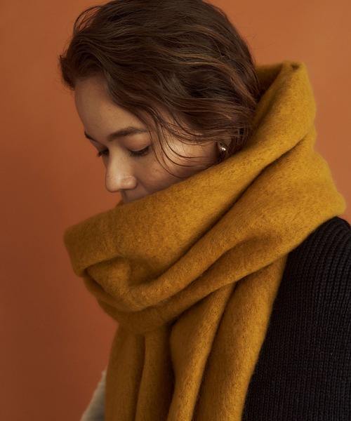 titivate（ティティベイト）の「カラーボリュームマフラー/ストール（マフラー・レディース・ブルー/イエロー/ブラウン/グリーン・FREE）」の11枚目の写真