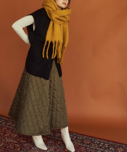 titivate（ティティベイト）の「カラーボリュームマフラー/ストール（マフラー・レディース・ブルー/イエロー/ブラウン/グリーン・FREE）」の12枚目の写真