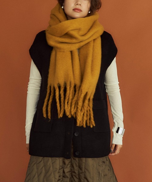 titivate（ティティベイト）の「カラーボリュームマフラー/ストール（マフラー・レディース・ブルー/イエロー/ブラウン/グリーン・FREE）」の13枚目の写真