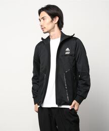 adidas（アディダス）の「アディダス アスレティクス トラック