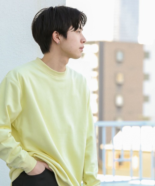 SENSE OF PLACE by URBAN RESEARCH（センスオブプレイスバイアーバンリサーチ）の「エコスエードカラースウェットシャツ（スウェット・メンズ・ブルー/ライトカーキ/ベージュ/モカ/チャコールグレー/ライトベージュ/イエロー/ミント・MEDIUM/X-LARGE/LARGE）」の9枚目の写真