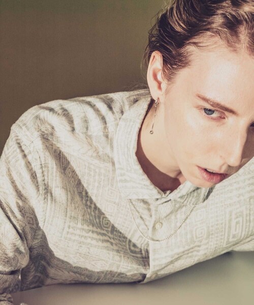 and cloud（アンドクラウド）の「2way Ball Charm Hoop Pierce / Single（ピアス（片耳用）・レディース・ブラック/シルバー/イエローゴールド・FREE）」の8枚目の写真