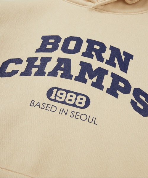 BORN CHAMPS(ボーンチャンプス)の「【BORN CHAMPS】BC ARCH LOGO HOODY / ボーンチャンプス BC アーチ ロゴ フーディー(パーカー・メンズ・ベージュ/グレー・SMALL/MEDIUM/LARGE)」の3枚目の写真