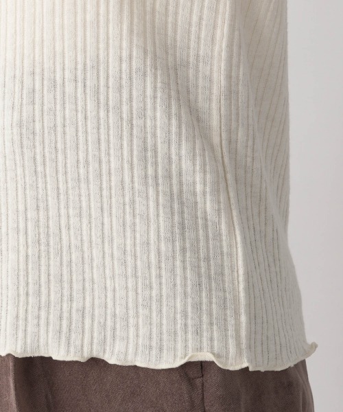 LOWRYS FARM（ローリーズファーム）の「ヘンリーメローＬＳ　239378（Tシャツ/カットソー・レディース・ベージュ/ブラック/オフホワイト/グリーン・FREE）」の11枚目の写真