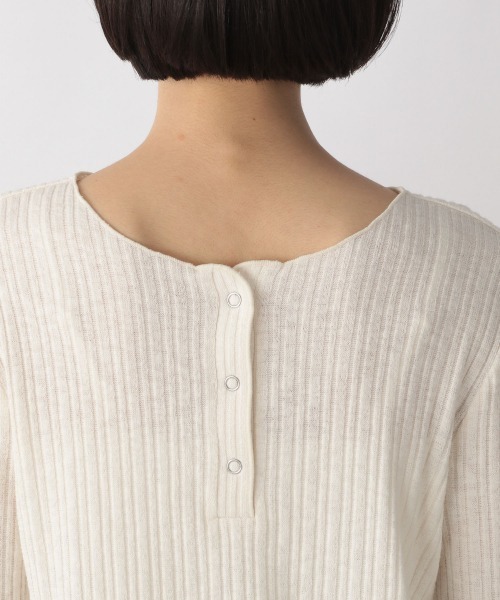 LOWRYS FARM（ローリーズファーム）の「ヘンリーメローＬＳ　239378（Tシャツ/カットソー・レディース・ベージュ/ブラック/オフホワイト/グリーン・FREE）」の12枚目の写真