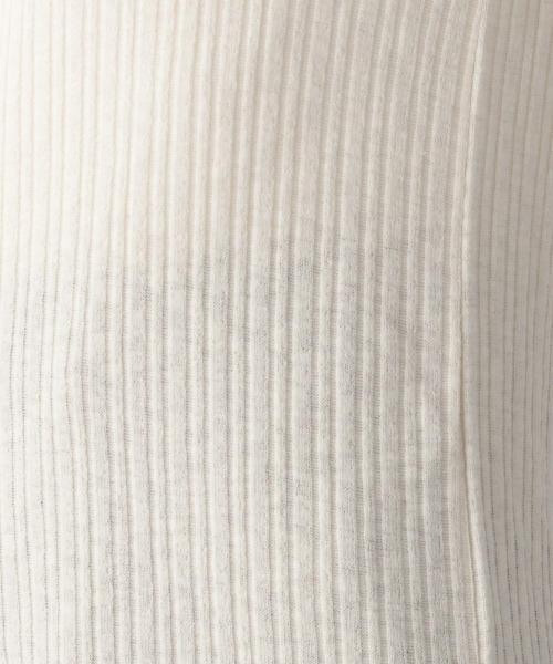 LOWRYS FARM（ローリーズファーム）の「ヘンリーメローＬＳ　239378（Tシャツ/カットソー・レディース・ベージュ/ブラック/オフホワイト/グリーン・FREE）」の13枚目の写真