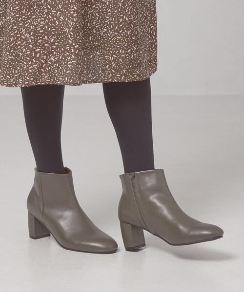 closet story（クローゼットストーリー）の「＜closet story（クローゼットストーリー）＞ラウンドトゥ ショートブーツ（ブーツ・レディース・ダークグレー/ブラック・23.5cm/24.5cm/24cm/23cm）」の6枚目の写真