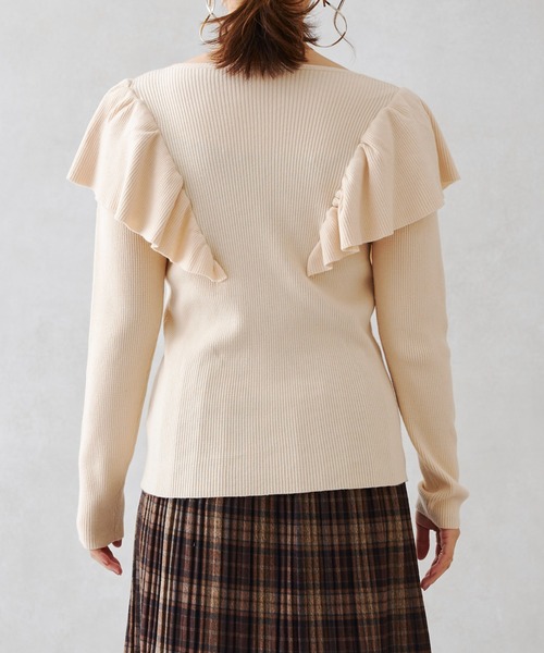 Chez toi（シェトワ）の「フリルショルダーリブニットプルオーバー（ニット/セーター・レディース・ブラック/グリーン/アイボリー/マスタード・FREE）」の10枚目の写真