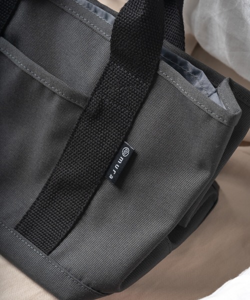 MURA（ムラ）の「R-PET(リサイクルポリエステル) 撥水 抗菌 仕切り付き ミニ トートバッグ（トートバッグ・レディース・ブラック/グレー/ベージュ/サンドグレー・FREE）」の19枚目の写真