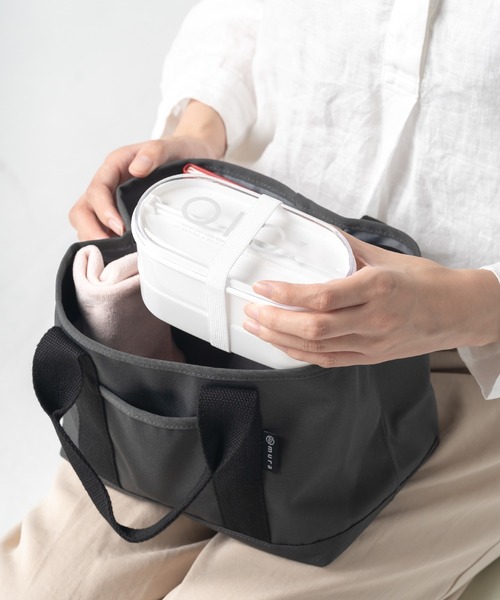 MURA（ムラ）の「R-PET(リサイクルポリエステル) 撥水 抗菌 仕切り付き ミニ トートバッグ（トートバッグ・レディース・ブラック/グレー/ベージュ/サンドグレー・FREE）」の14枚目の写真