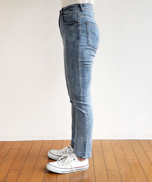 andme（アンドミー）の「ストレッチツイルハイウエストスキニーデニムパンツ（デニムパンツ・レディース・ブルー/ライトブルー・S/M/L）」の14枚目の写真