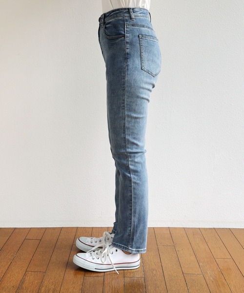 andme（アンドミー）の「ストレッチツイルハイウエストスキニーデニムパンツ（デニムパンツ・レディース・ブルー/ライトブルー・S/M/L）」の17枚目の写真