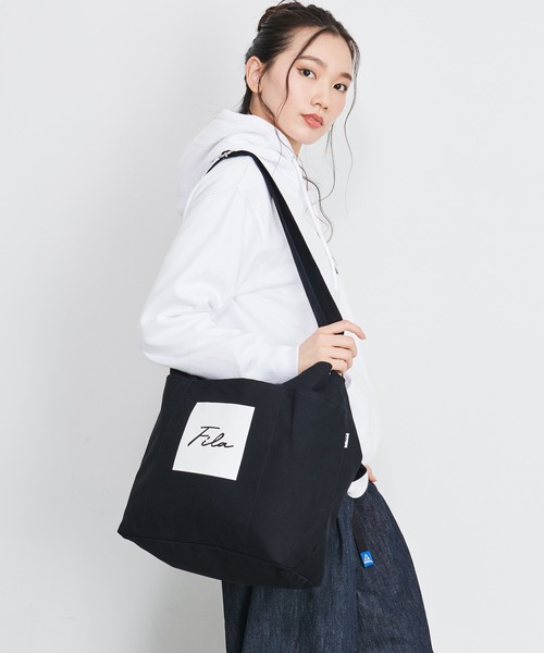 FILA(フィラ)の「【FILA/フィラ】WEB限定 3ポケット付き 2way 綿キャンバス ロゴ トートバッグ/ショルダーバッグ(トートバッグ・レディース・ブラック/オフホワイト/オリーブ・FREE)」の21枚目の写真