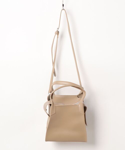 LA VORAGINE（ラ ヴォラジネ）の「バケット　2wayショルダーバッグ/ハンドバッグ（ショルダーバッグ・レディース・ブラック/ベージュ/ブラウン・FREE）」の6枚目の写真