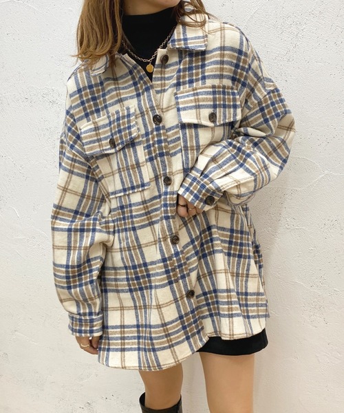 apres jour（アプレジュール）の「チェックオーバーチュニックシャツ【ZOZOTOWN限定アイテム】（シャツ/ブラウス・レディース・アイボリー/ライトベージュ/グリーン系その他・フリー/X-LARGE）」の2枚目の写真