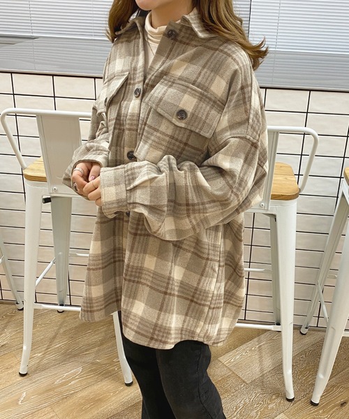 apres jour（アプレジュール）の「チェックオーバーチュニックシャツ【ZOZOTOWN限定アイテム】（シャツ/ブラウス・レディース・アイボリー/ライトベージュ/グリーン系その他・フリー/X-LARGE）」の16枚目の写真