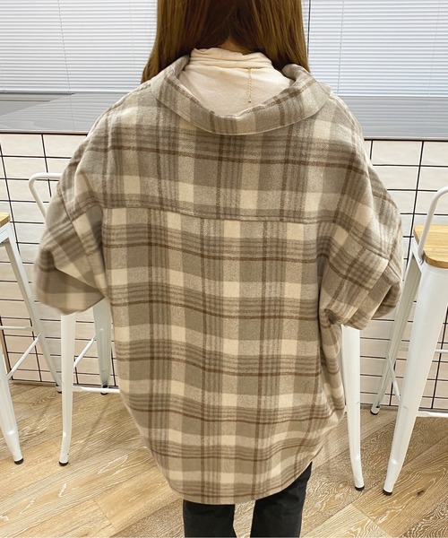 apres jour（アプレジュール）の「チェックオーバーチュニックシャツ【ZOZOTOWN限定アイテム】（シャツ/ブラウス・レディース・アイボリー/ライトベージュ/グリーン系その他・フリー/X-LARGE）」の18枚目の写真