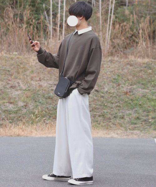 INTER FACTORY(インターファクトリー)の「ファッションインフルエンサー DAISUKE - ミニマルレザーショルダーバッグ made in INTER FACTORY(ショルダーバッグ・メンズ・ブラック・FREE)」の4枚目の写真