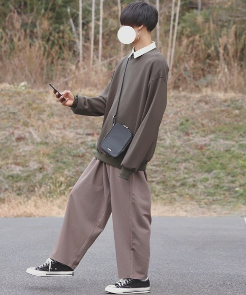 INTER FACTORY(インターファクトリー)の「ファッションインフルエンサー DAISUKE - ミニマルレザーショルダーバッグ made in INTER FACTORY(ショルダーバッグ・メンズ・ブラック・FREE)」の7枚目の写真