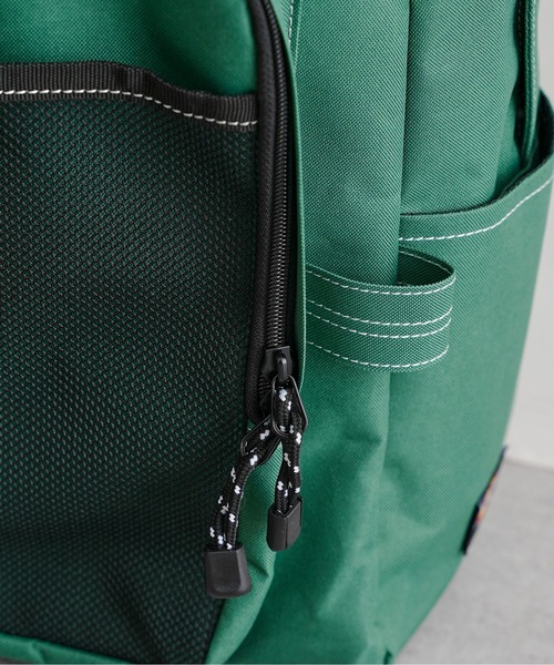 Dickies（ディッキーズ）の「別注配色ステッチバックパック リュック（バックパック/リュック・メンズ・ブラック/ベージュ/グリーン/ネイビー・FREE）」の14枚目の写真