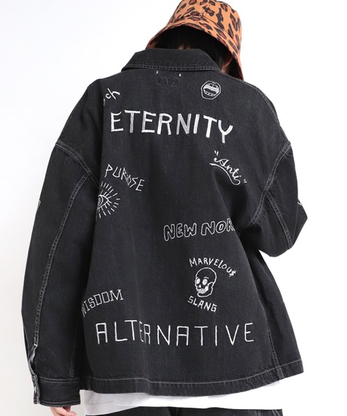 RNA（アールエヌエー）の「J2014 ラクガキ刺繍ワークジャケット（デニムジャケット・レディース・ブラック/インディゴブルー・MEDIUM）」の11枚目の写真