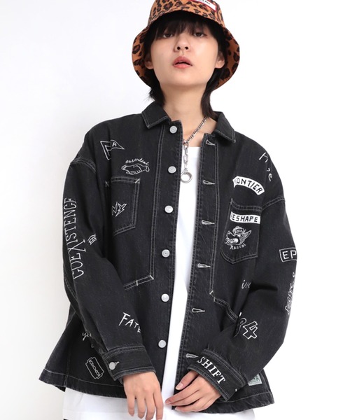 RNA（アールエヌエー）の「J2014 ラクガキ刺繍ワークジャケット（デニムジャケット・レディース・ブラック/インディゴブルー・MEDIUM）」の15枚目の写真