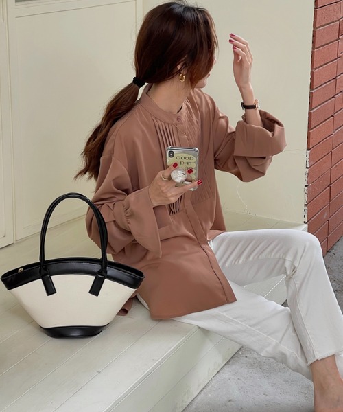 ABITOKYO袖スリットピンタックシャツ