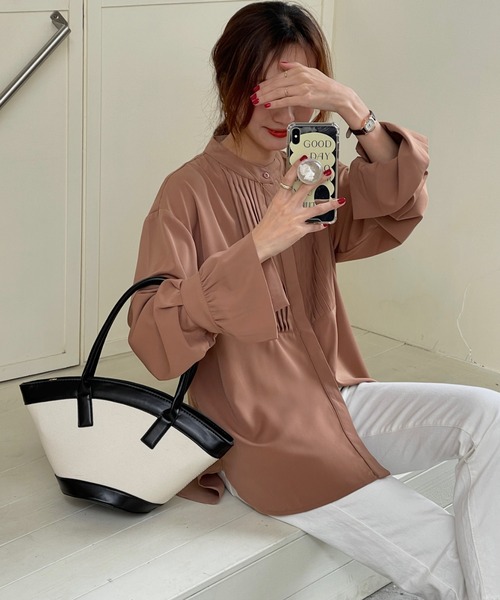 ABITOKYO袖スリットピンタックシャツ