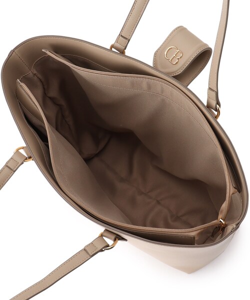 couture brooch（クチュールブローチ）の「◆キレイめ通勤スタイル　3ポケットA4トートバッグ（トートバッグ・レディース・ブラック/ベージュ・00）」の3枚目の写真